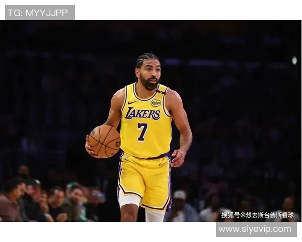 湖人对阵独行侠JR三分球精彩瞬间回顾与分析